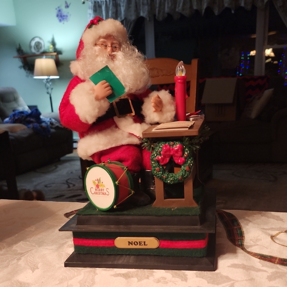 Santa Claus Holiday Decoration with Light And Music